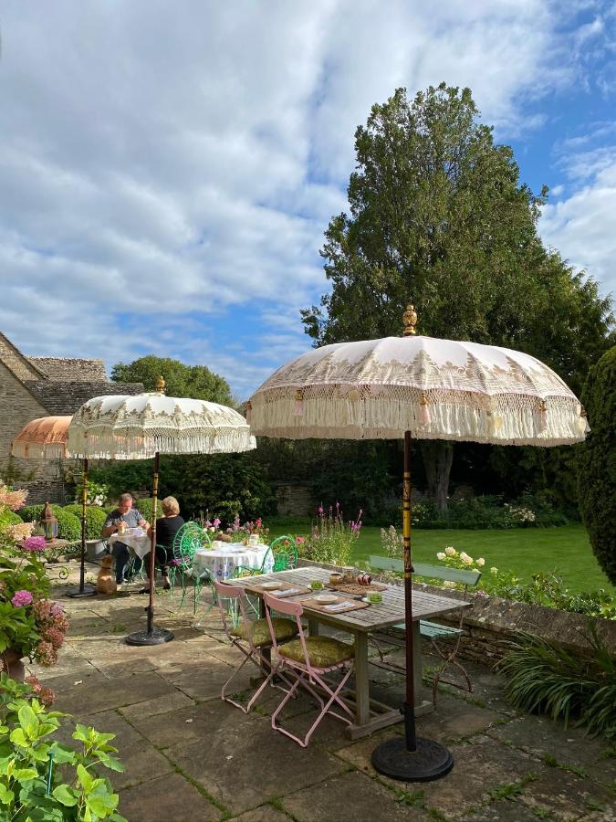 Pytts House Boutique Bed & Breakfast Burford Bagian luar foto
